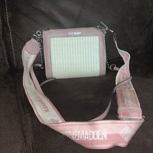 Steven Madden pink purse